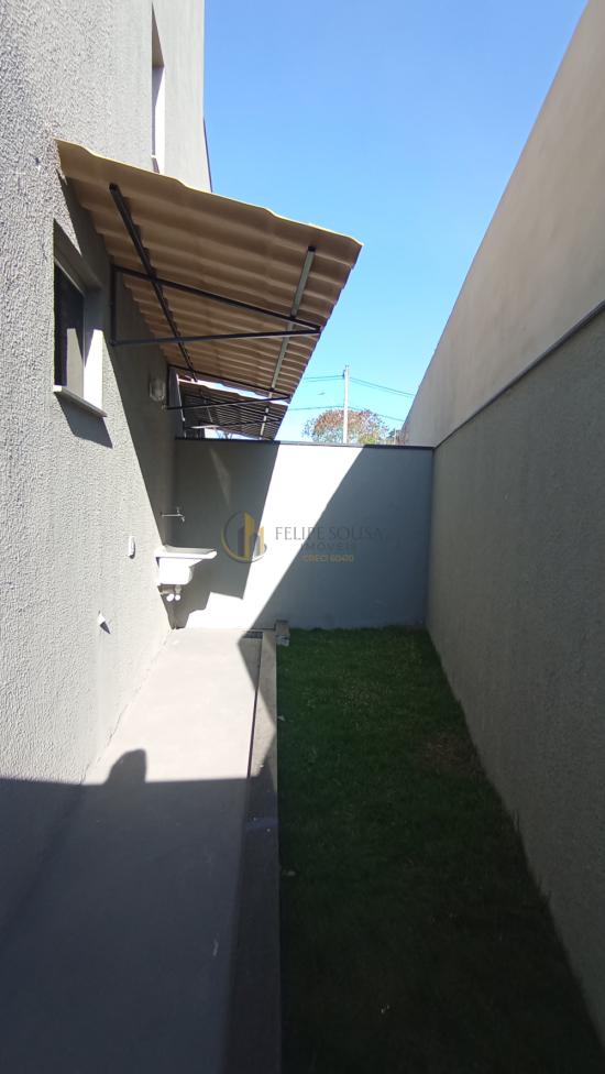 casa-geminada-venda-guaruja-mansoes-betim-1022397